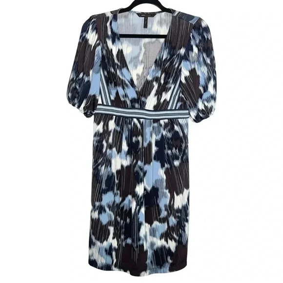 BCBG MaxAzria Floral Light Blue V-Neck Short Sleeve Midi Dress Size Small - Picture 2 of 7